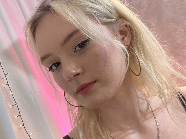 Fotografie a profilului Ellefanning