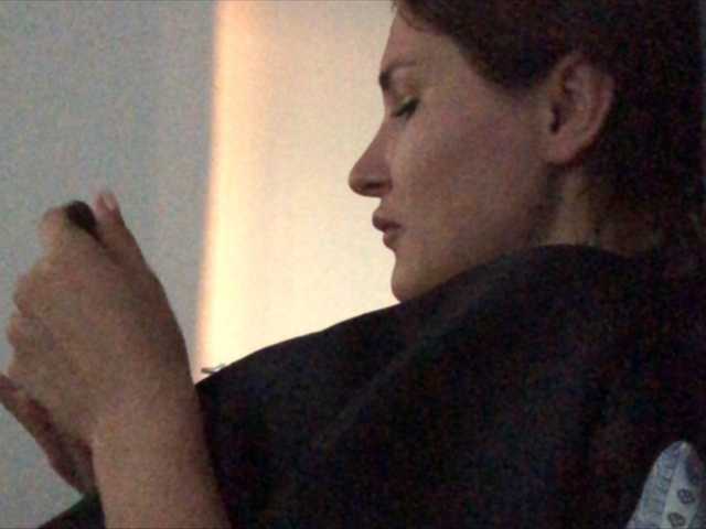 Capturi de ecran de difuzare Ellenbetsy