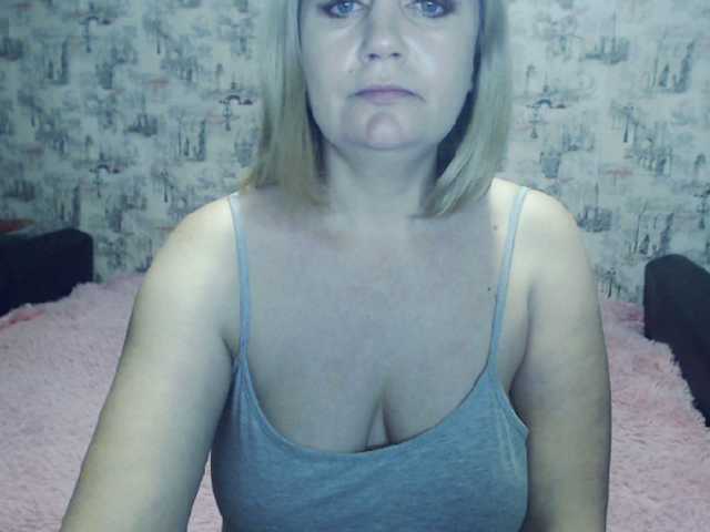 Capturi de ecran de difuzare Ellysik