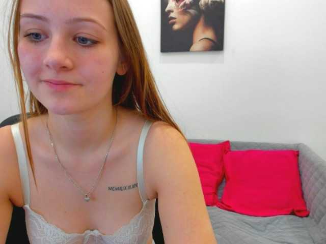Fotografii ElsaJean18 Enjoy my lovely #hot show! Warm welcome to everybody! I want to feel you guys #hot #teen #dance #show