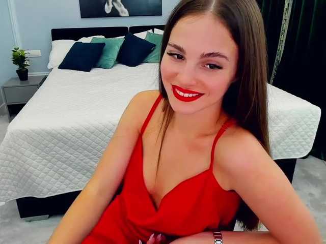 Capturi de ecran de difuzare ElsaJeann