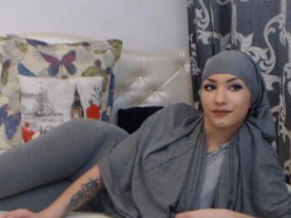 Capturi de ecran de difuzare ElyshaArabian