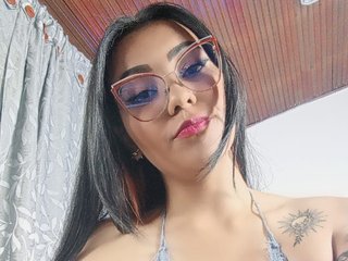 Chat video erotic EmaKhalifa