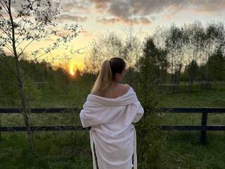 Chat video erotic Emaleena