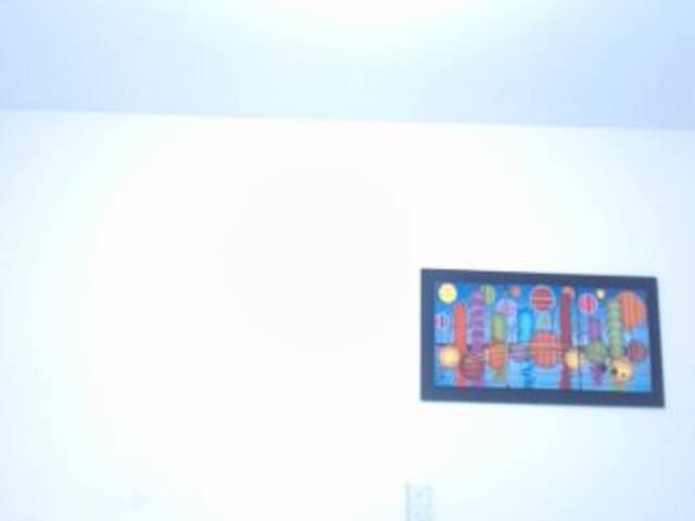 Capturi de ecran de difuzare Emanigth