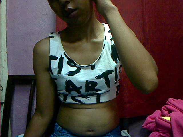 Capturi de ecran de difuzare Emiliah