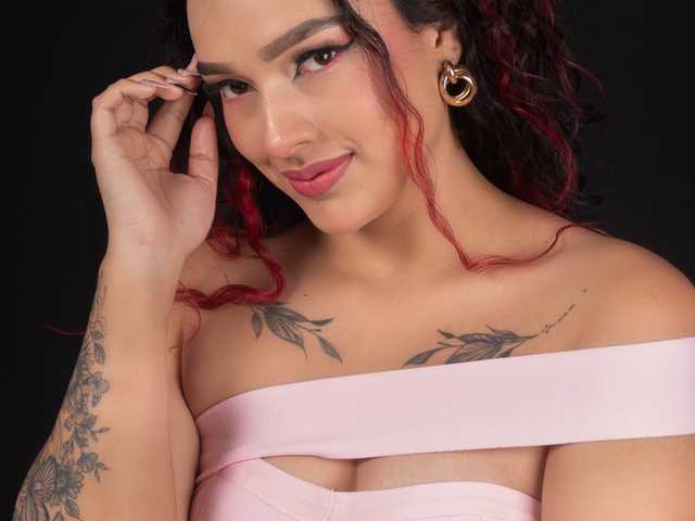 Fotografie a profilului Emily-Foxyy