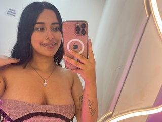 Chat video erotic Emily-tay1