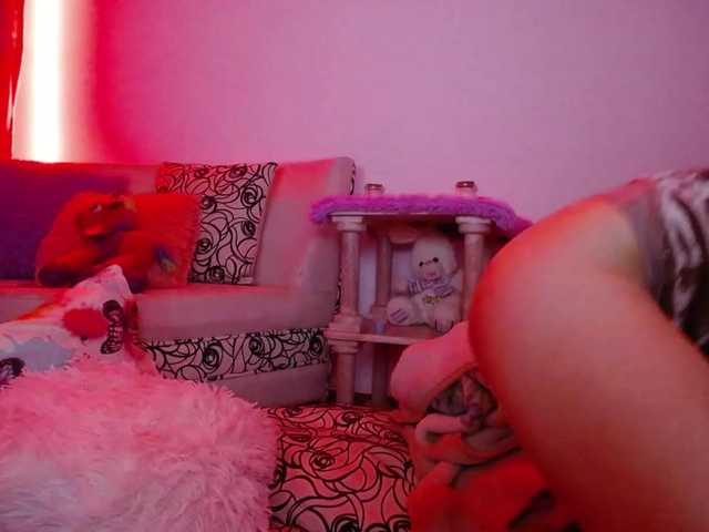 Capturi de ecran de difuzare emilybecker