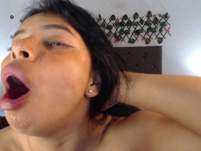 Capturi de ecran de difuzare EmilyCooper1