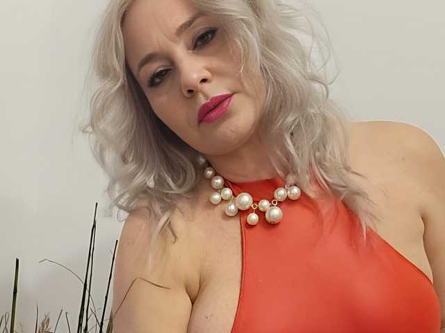 Fotografie a profilului EmilyLoove