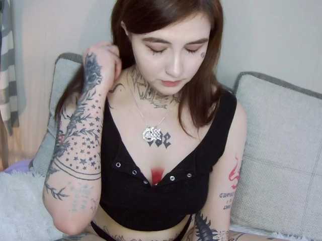 Capturi de ecran de difuzare emma-andersonn