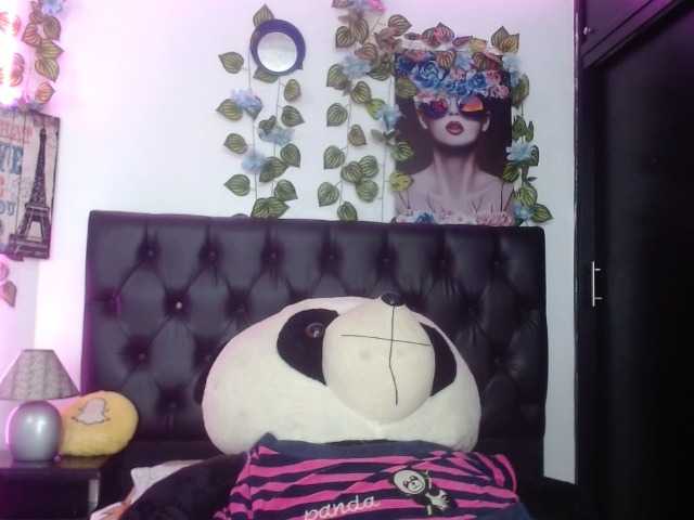 Capturi de ecran de difuzare EmmanuelleBBW