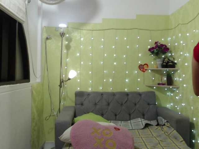 Capturi de ecran de difuzare emmax69x