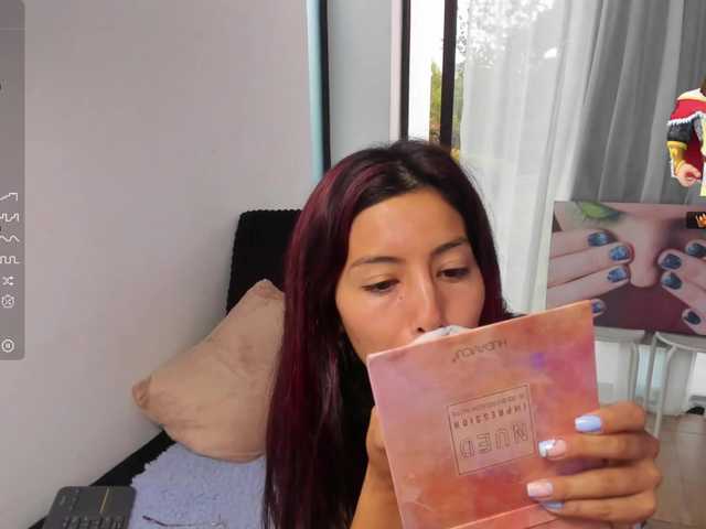 Capturi de ecran de difuzare Emmily-21