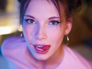 Chat video erotic EmmyEdwards