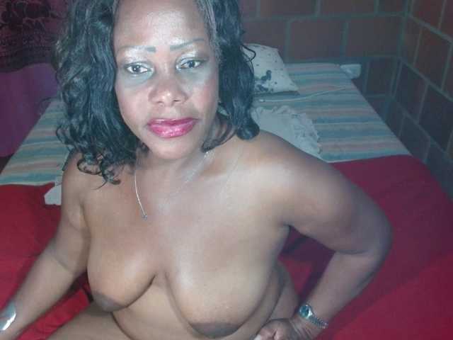 Capturi de ecran de difuzare EMYYLI2