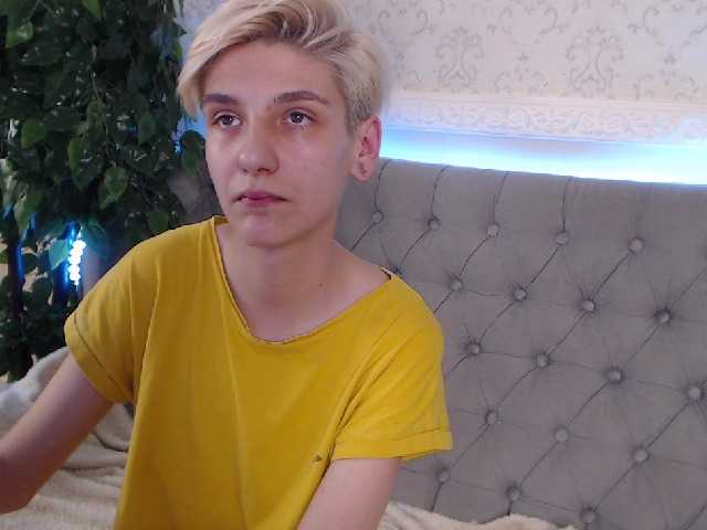 Capturi de ecran de difuzare ErikaLis