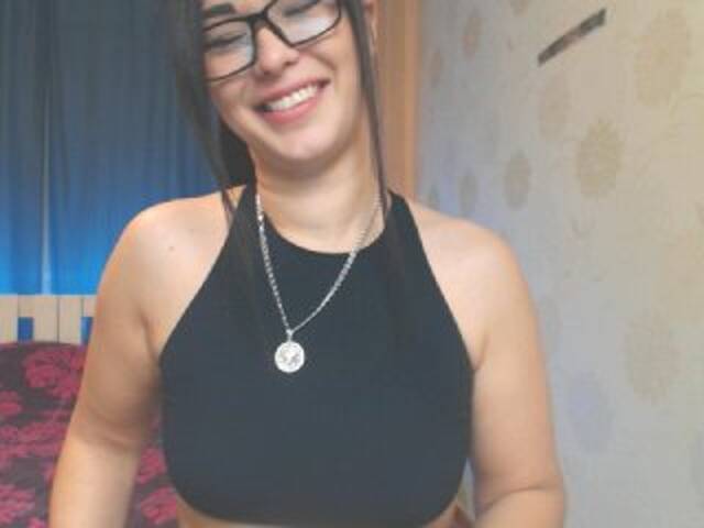 Capturi de ecran de difuzare Erotishnaya