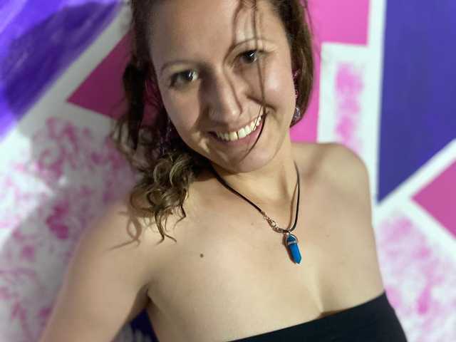 Chat video erotic EstrellaHorny