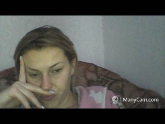 Capturi de ecran de difuzare AngelLadyEva