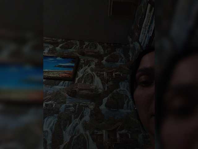 Capturi de ecran de difuzare Evarozali