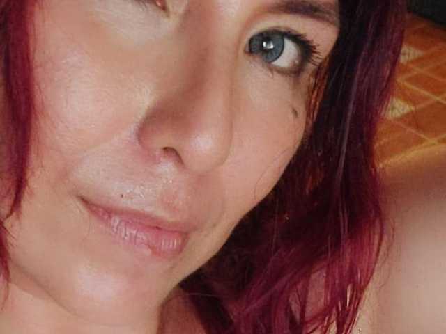 Fotografie a profilului Evelyn-mature19