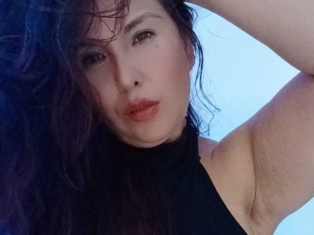Fotografie a profilului Evelyn-mature19