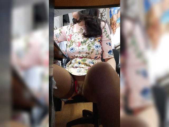 Capturi de ecran de difuzare ANNA_milf