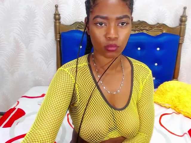 Fotografii evelynheather welcome guys come n see me #naked #wild #naughty im a #ebony #latina #kinky enjoy with me in #pvt or just tip if u like the view #dildo #anal #blowjob #deepthroat #CAM2CAM