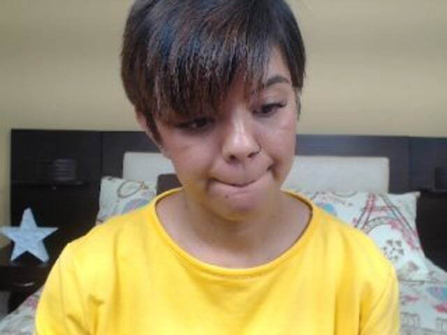 Capturi de ecran de difuzare EvelynOwens