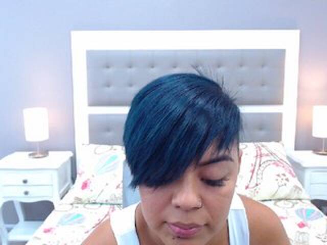 Capturi de ecran de difuzare EvelynOwens