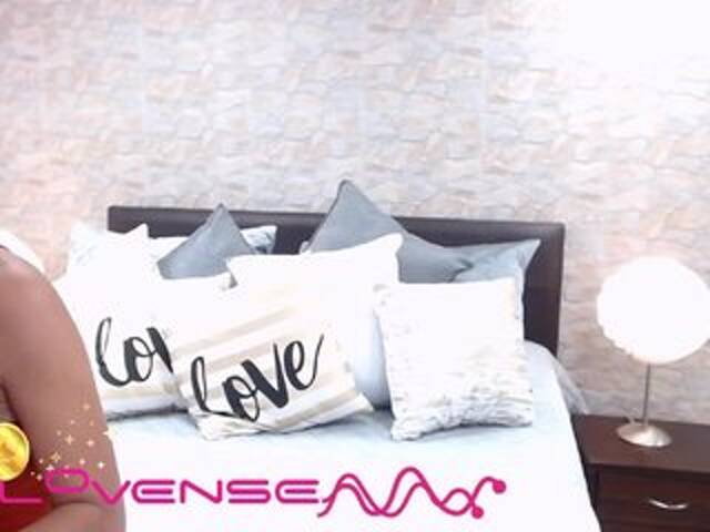 Capturi de ecran de difuzare EvelynOwens