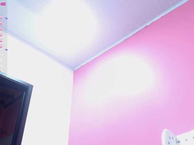 Capturi de ecran de difuzare EvenynMonroe