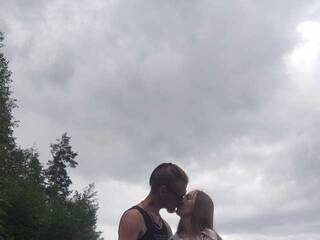 Chat video erotic F0XandM00N