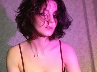 Chat video erotic Kira_Tee