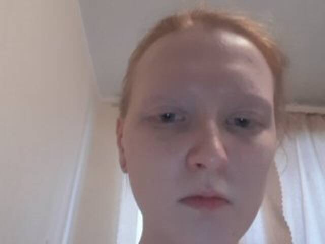 Capturi de ecran de difuzare Faustina_Fox