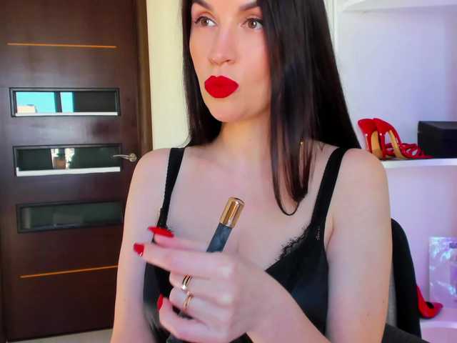 Capturi de ecran de difuzare Femdomheels