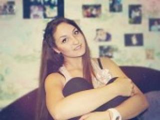 Chat video erotic fieriyaaa