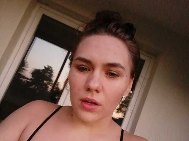 Capturi de ecran de difuzare FluffYd