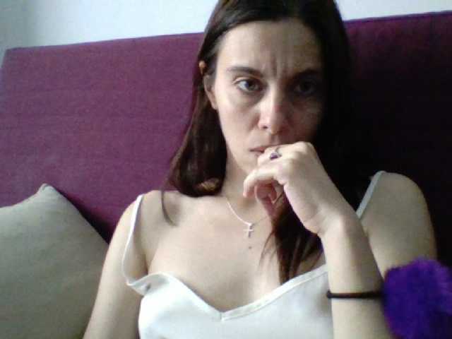 Capturi de ecran de difuzare FoxMoony