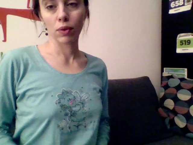 Capturi de ecran de difuzare FoxMoony