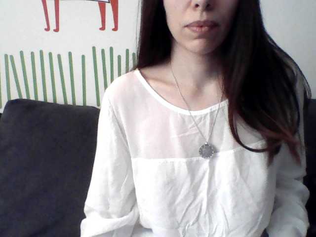 Capturi de ecran de difuzare FoxMoony