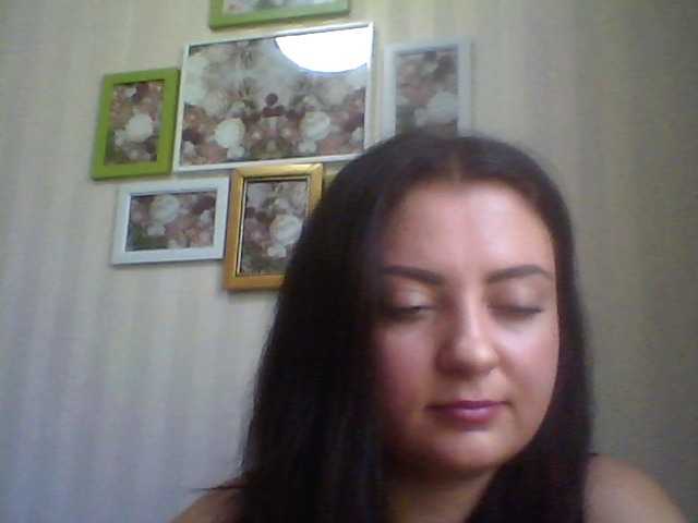 Capturi de ecran de difuzare FoxyCorona