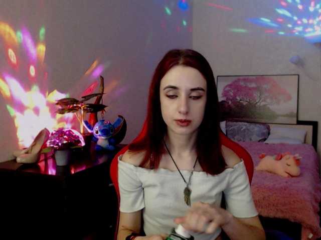 Capturi de ecran de difuzare FranceskoLuck