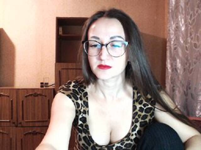 Capturi de ecran de difuzare FreyaFire