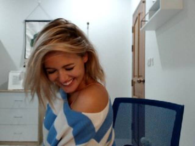 Capturi de ecran de difuzare FromHeavenn