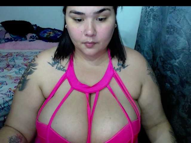 Capturi de ecran de difuzare GabiBigBoobs