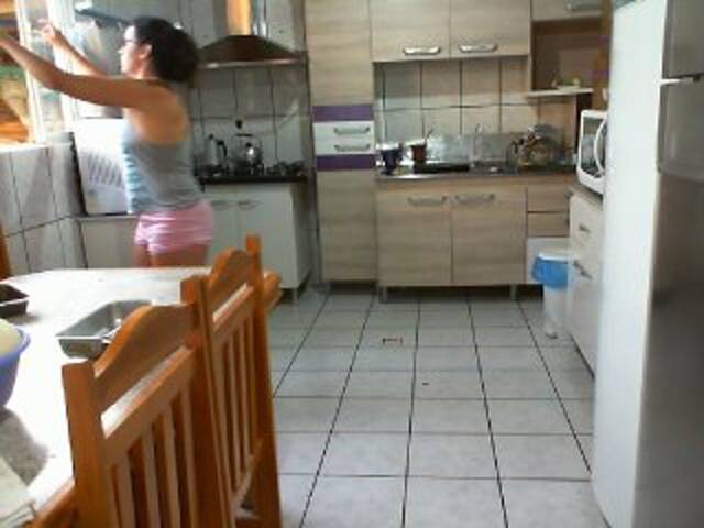 Capturi de ecran de difuzare GabiBrasil