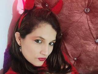 Chat video erotic GatubelaHot69